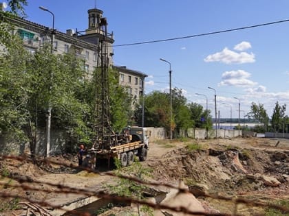 Нет ни запроса, ни проекта: инициатору загадочной стройки на ул. Советской могут грозить санкции