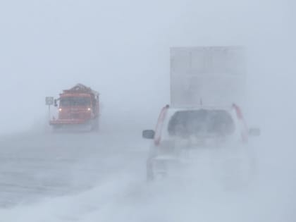 МЧС призывает волгоградских водителей соблюдать правила безопасности на дорогах