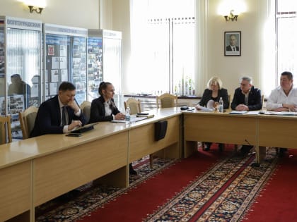 За год в Волгоградской области возбуждено 1272 уголовных дела коррупционной направленности