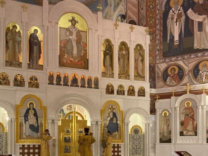 В канун Недели о мытаре и фарисее митрополит Феодор совершил всенощное бдение