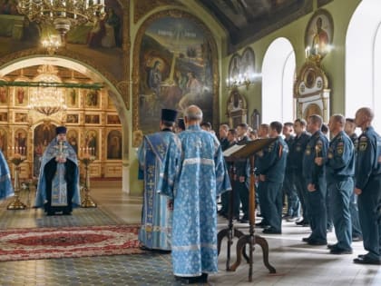 В Камышине молятся о победе и о российском воинстве