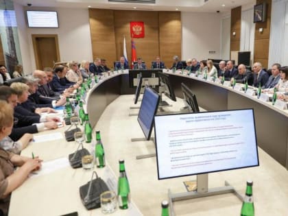 Сергей Горняков принял участие в работе круглого стола по вопросам подготовки кадров в контексте социально-экономического развития