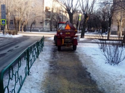 Коммунальные службы устраняют замечания по уборке дорог и тротуаров