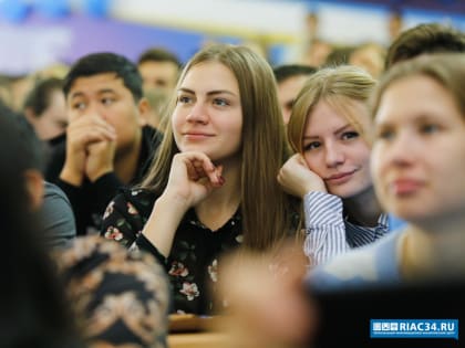 В Волгограде с 15 по 18 апреля проведут для самозанятых «Азбуку предпринимателя»