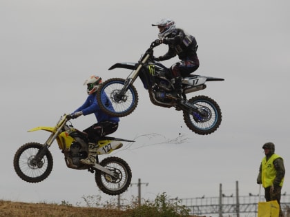 Мотокросс в Волжском: Волнения и Эмоции на Открытом Чемпионате