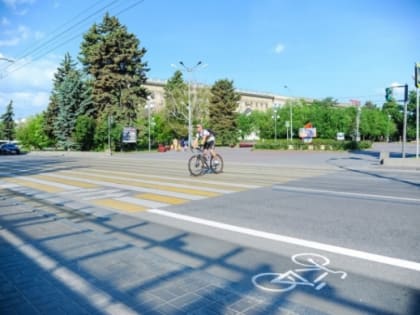 На Центральной набережной Волгограда обновят дорожную разметку