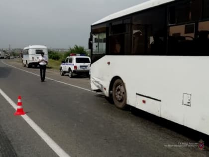 Под Волгоградом Lifan  протаранил пассажирский автобус – водитель погиб