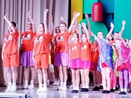 «Джем» блистал, зрители были в восторге! Поприветствовать юных артистов приехал глава района