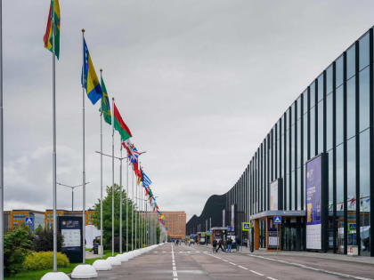 Делегация из Волгограда начала работу на площадках ПМЭФ-2023