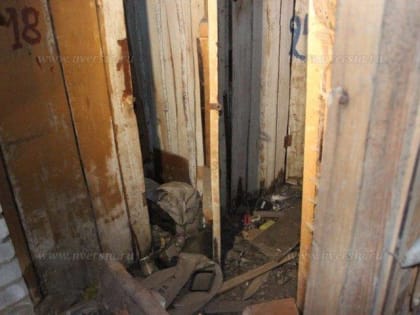 В Камышине на улице Ленина в подсобке дворников обнаружен труп
