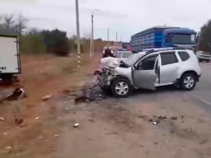 Столкновение трёх автомобилей в Камышине