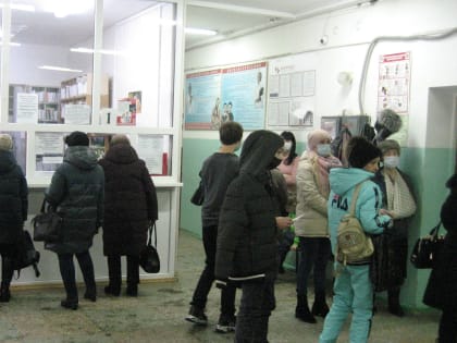 Сегодня в Жирновске с рабочей поездкой побывали руководители областного комитета здравоохранения