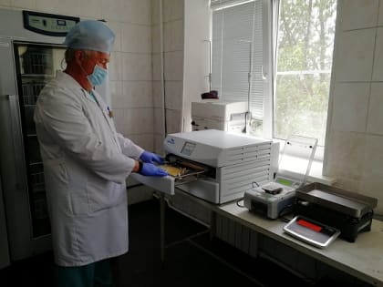 15 волгоградцев с начала года побороли ботулизм