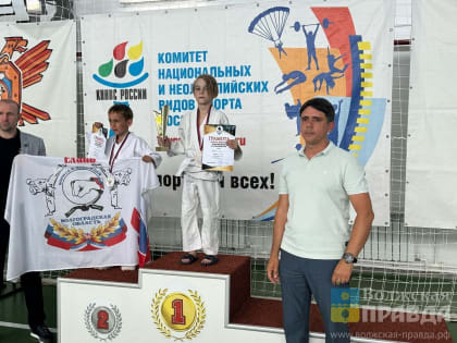 Волжские рукопашники успешно выступили в Михайловке и готовятся к первенству страны