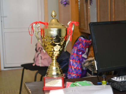 Сегодня в Жирновске прошел теннисный турнир памяти воина-интернационалиста Эдуарда Дёрина