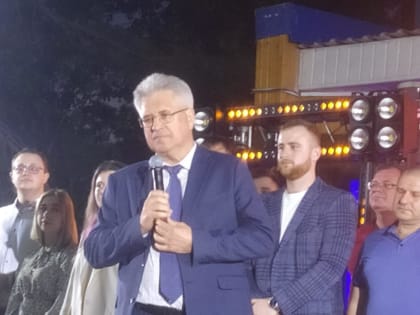 Команда КВН ВПТ на фестивале КВН «На проспекте МЕТАЛЛУРГОВ»