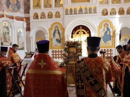 Ковчег с мощами святого великомученика и победоносца Георгия