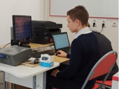 В рамках национального проекта «Точка Роста» учащиеся 7 «А» класса МКОУ «Основная школа №4 имени Ю.А.Гагарина» провели очередное заседание  кружка  «Робототехника.