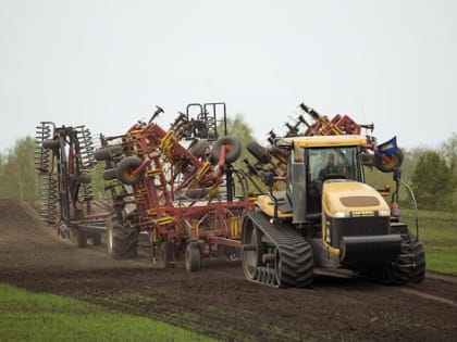 В Волгоградской области на поддержку весенних полевых работ направят 1 млрд рублей