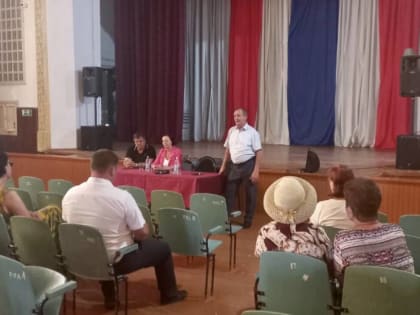 В Волгоградской области партийцы проводят мониторинг готовности школ к новому учебному году