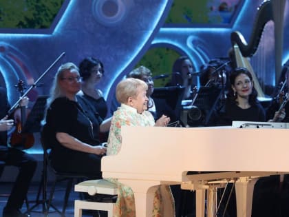 Путин вручил Пахмутовой звезду Героя труда России, - «Блокнот Волгограда»