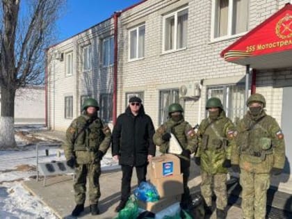 Волгоградцы продолжают поддерживать защитников Родины