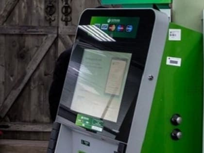 Сбербанк начинает работать в Крыму