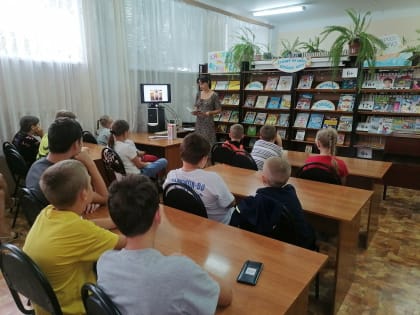 Литературно-музыкальная программа «Дверь в детство»