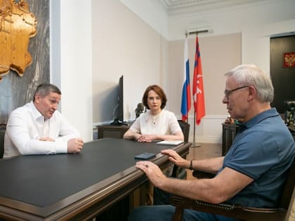 Андрей Бочаров провел рабочую встречу с Вячеславом Фетисовым