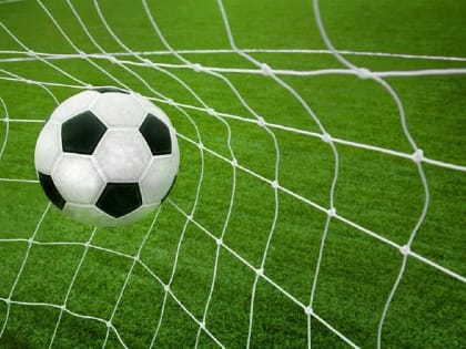 Экс-футболист волгоградского «Ротора» научил играть заключенных