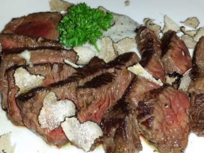 В Волгоградской области зафиксировали снижение средних цен на мясо и рыбу