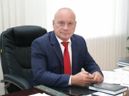 Виталий Лихачев поздравил волгоградских женщин с Международным женским днем