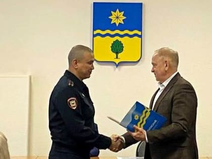 Игорь Воронин наградил волжан за активную гражданскую позицию