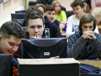 В высокотехнологичных отраслях создают 30 передовых инженерных школ