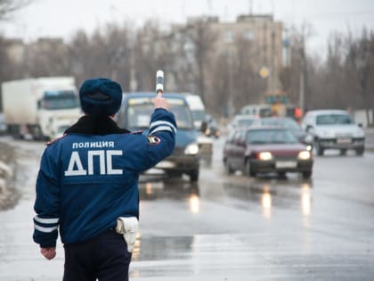 За пьяную езду в Волгограде задержали троих мужчин и одну женщину