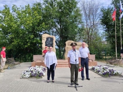 Камышане почтили память земляка, Героя России Александра Колгатина