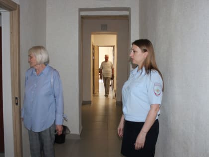 В рамках акции «Гражданский мониторинг» общественники посетили отделение по делам несовершеннолетних