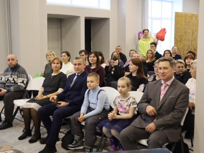 Выпускной бал проекта «Донорство — школа милосердия»