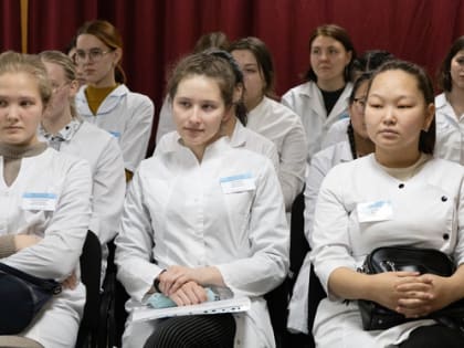 Приглашаем выпускников колледжей на очные подготовительные курсы «Интенсив» на базе СибГМУ