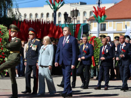 Оксана Козловская поздравила жителей Беларуси с Днем независимости