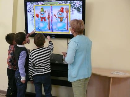 «Из пушистого снежка слепим мы Снеговика»