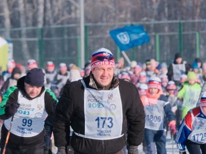 Всероссийская массовая гонка "Лыжня России" прошла в Томске: фоторепортаж