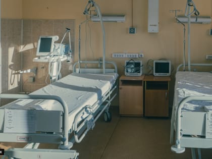 Главврача Парабельской ЦРБ будут судить за покупку незарегистрированного медоборудования для лечения COVID-19