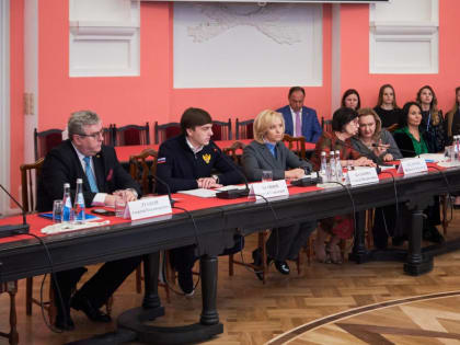 200 лет со дня рождения К.Д. Ушинского: открытие мемориальных досок и памятников в педагогических вузах