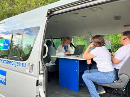 Представители «Единой России» и «Газпрома» посетили посёлок Трубачево Томского района