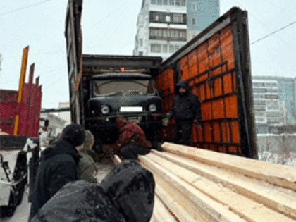 Очередной гуманитарный груз отправился из Томска в зону СВО