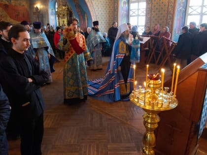 В великий день Благовещения Божией Матери в томских храмах были совершены праздничные богослужения