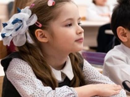 Новости Минпросвещения РФ: Сергей Кравцов предложил отмечать крупные юбилеи школ на федеральном уровне