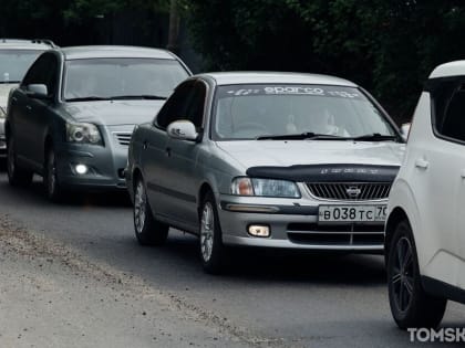 В Томске будут эвакуировать припаркованные авто, мешающие параду