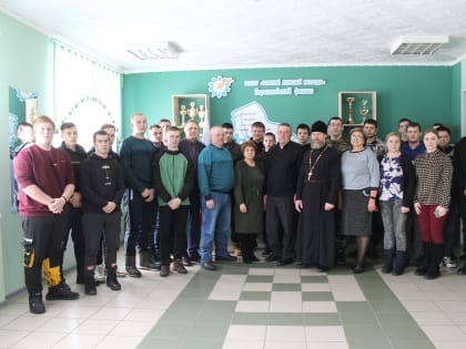 О годах службы в армии студентам рассказали